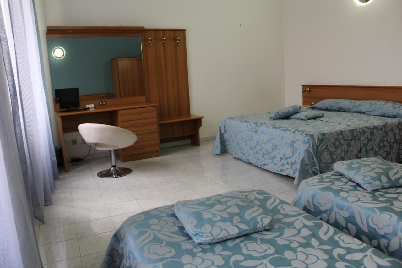 Hotel Santa Marta Поццуоли Экстерьер фото