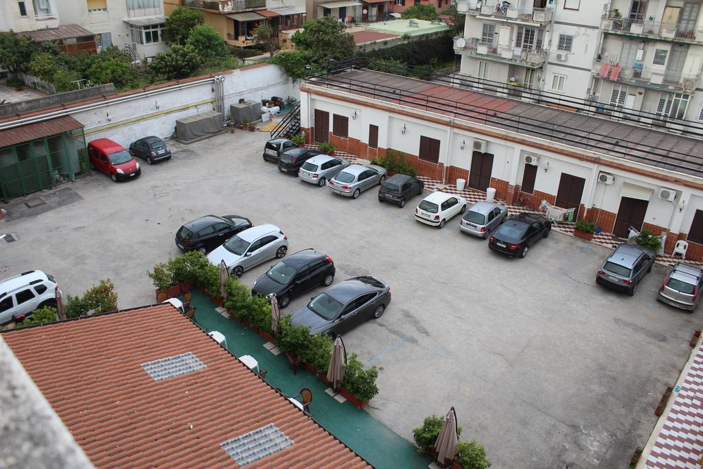 Hotel Santa Marta Поццуоли Экстерьер фото
